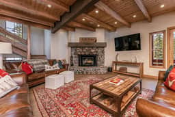 Timber Lodge | Ski-In/Out + Movie Theater - Image 4