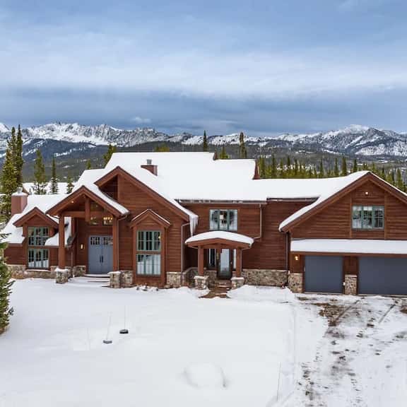 Timber Lodge | Ski-In/Out + Movie Theater - Image 1